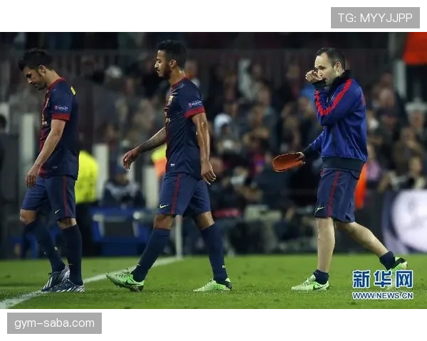 伊涅斯塔与蒂亚戈的组织节奏分化驱动巴萨中场多点参与趋势