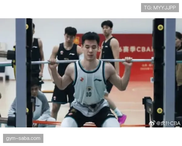 郭昊文训练营又加班到深夜，连外卖小哥都跟他成了铁哥们？
